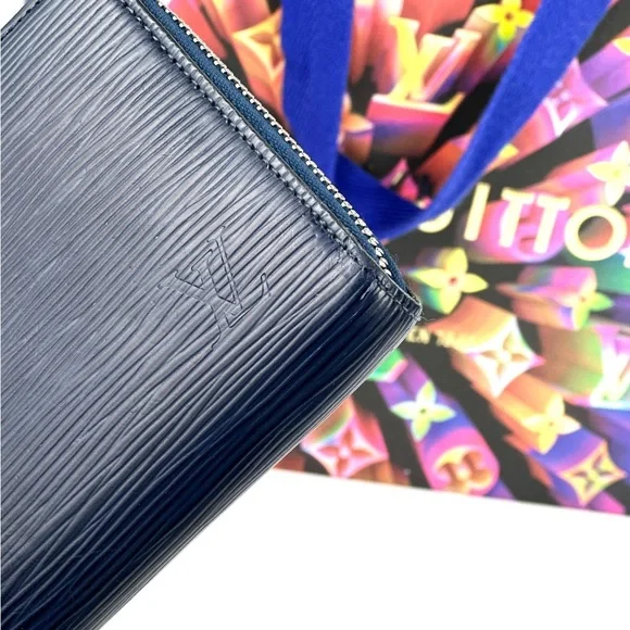 ❌SOLD❌ 💎 Louis Vuitton Navy Epi leather Zippy Wallet - Picture 3 of 14
